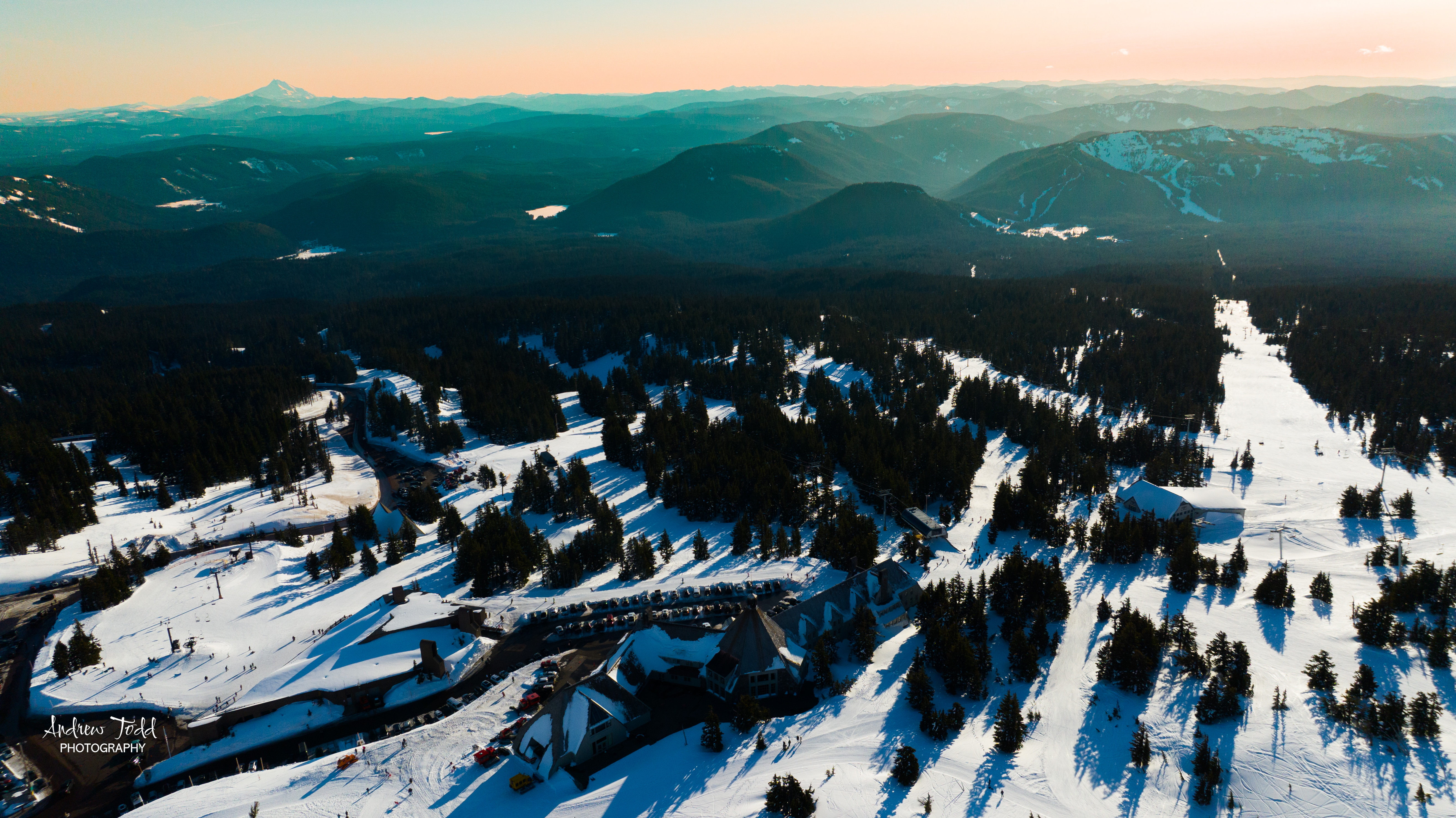 Timberline Lodge Mount Hood Mount Jefferson Cascades