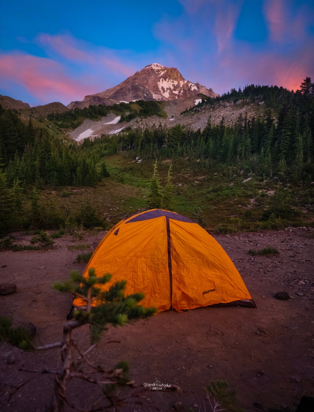 Mount hood cairn basin mcneil point oregon sunset tent camping